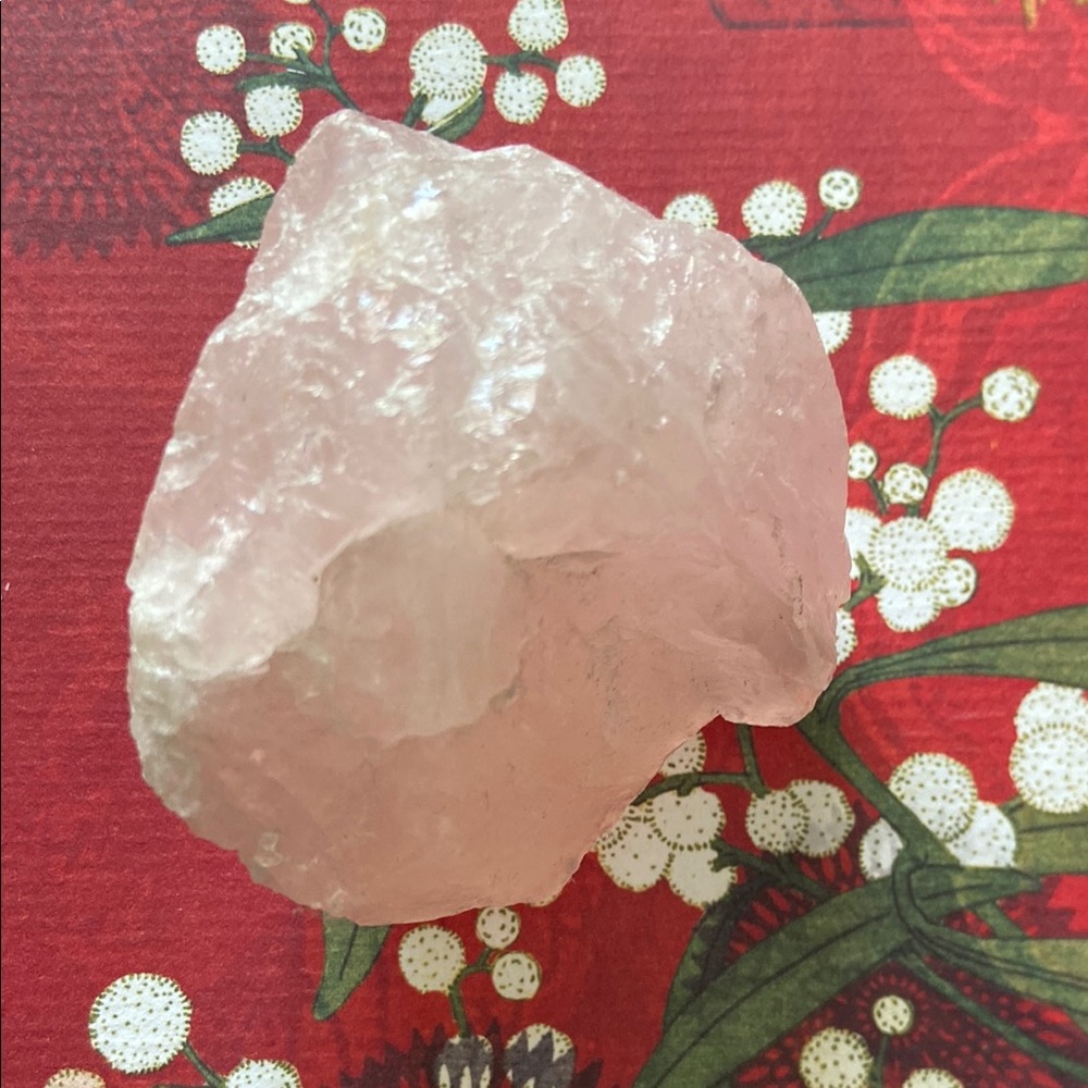 Natural Pink Quartz Stone